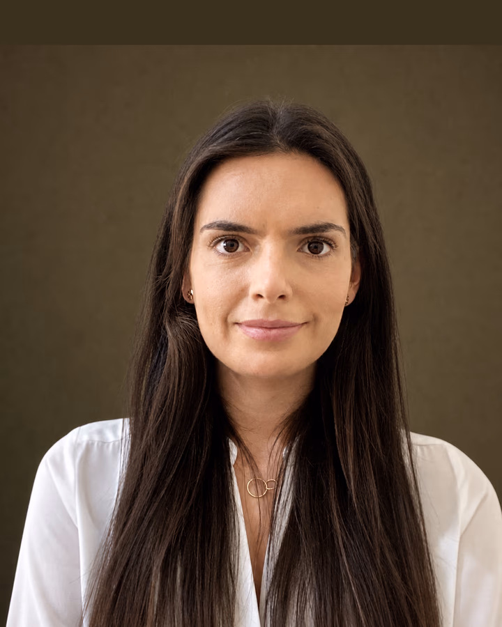 Dra. Vânia Rodrigues Gomes, Médica especialista em Endocrinologia e Nutrição